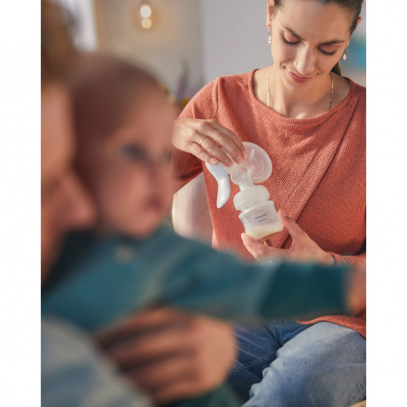 Молокоотсос Philips Avent Manual Breast Pump SCF430/01 в Махачкале