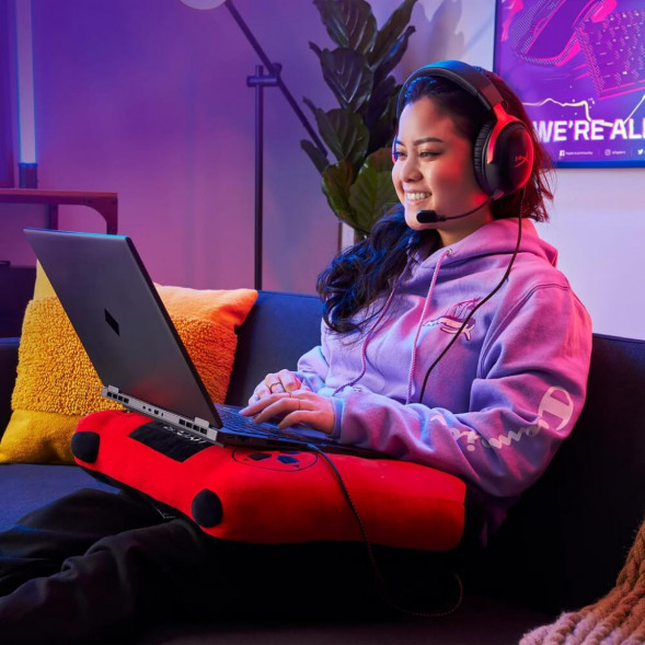 Компьютерная гарнитура HyperX Cloud III проводная, чёрный/красный в Махачкале