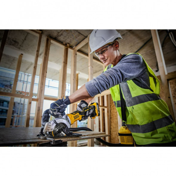 Аккумуляторная дисковая пила DEWALT DCS571N без АКБ и ЗУ в Махачкале