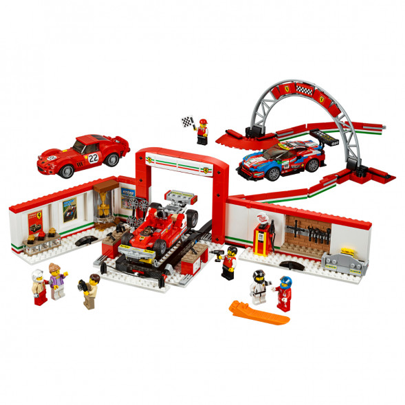 Конструктор LEGO Speed Champions 75889 Гараж Ferrari в Махачкале