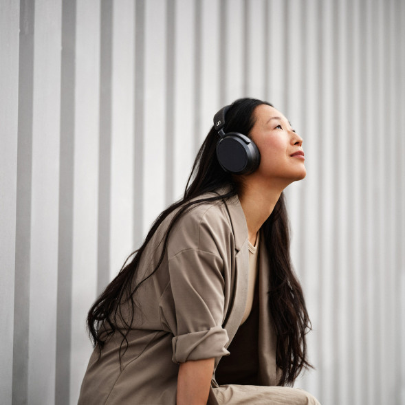 Беспроводные наушники Sennheiser Momentum 4 Wireless, Graphite в Махачкале