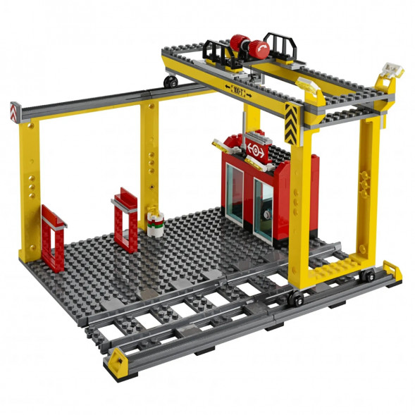 Конструктор LEGO City Trains 60052 Грузовой поезд в Махачкале