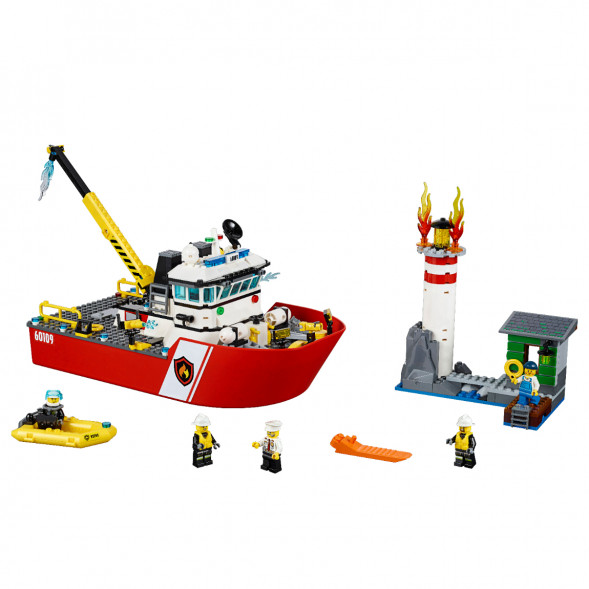 Конструктор LEGO City 60109 Пожарный катер в Махачкале