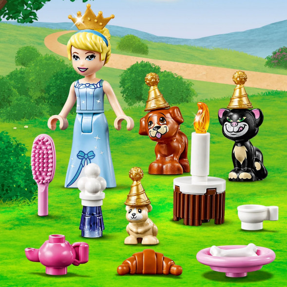 Конструктор LEGO Disney Princess 43178 Праздник в замке Золушки  в Махачкале