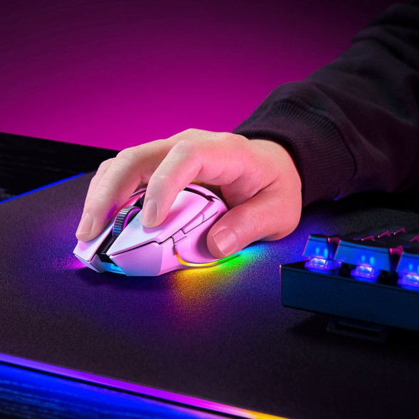 Компьютерная мышь Razer Basilisk V3 Pro 35K белый (RZ01-05240200-R3G1) в Махачкале