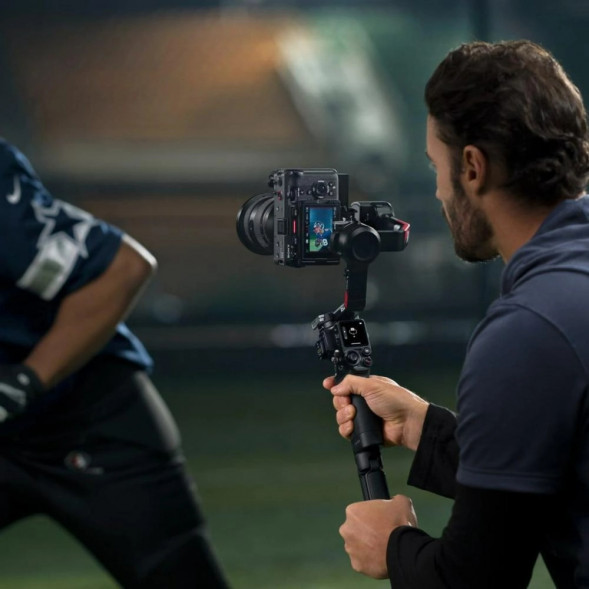 Стабилизатор DJI Ronin RS 4 Combo  в Махачкале