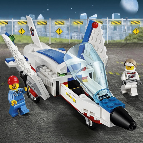 Конструктор LEGO City Space Port 60079 Транспортер для учебных самолетов в Махачкале