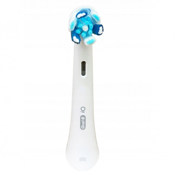 Насадка для электрической зубной щетки Oral-B iO Ultimate Clean White, 4 шт. в Махачкале