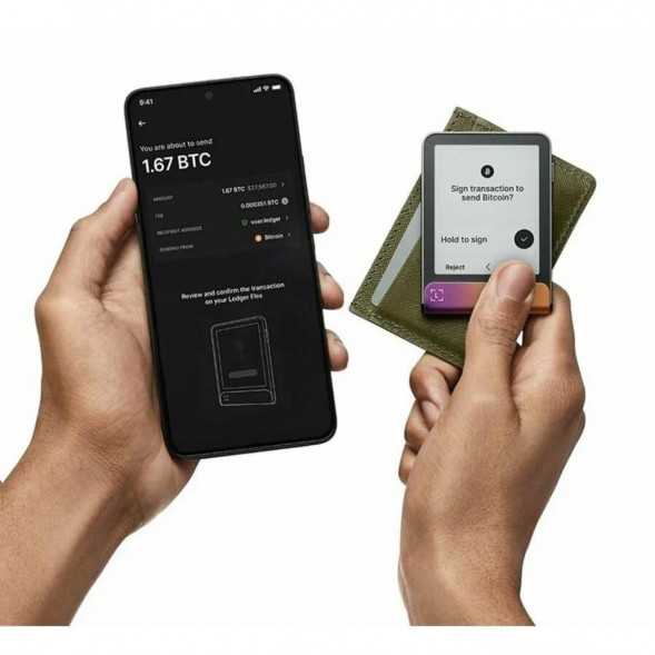 Аппаратный криптокошелек Ledger Flex, Ferro Fuchsia в Махачкале